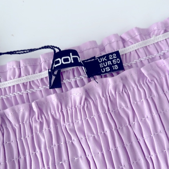 Boohoo sheered bell puffy sleeve top! - Picture 4 of 8